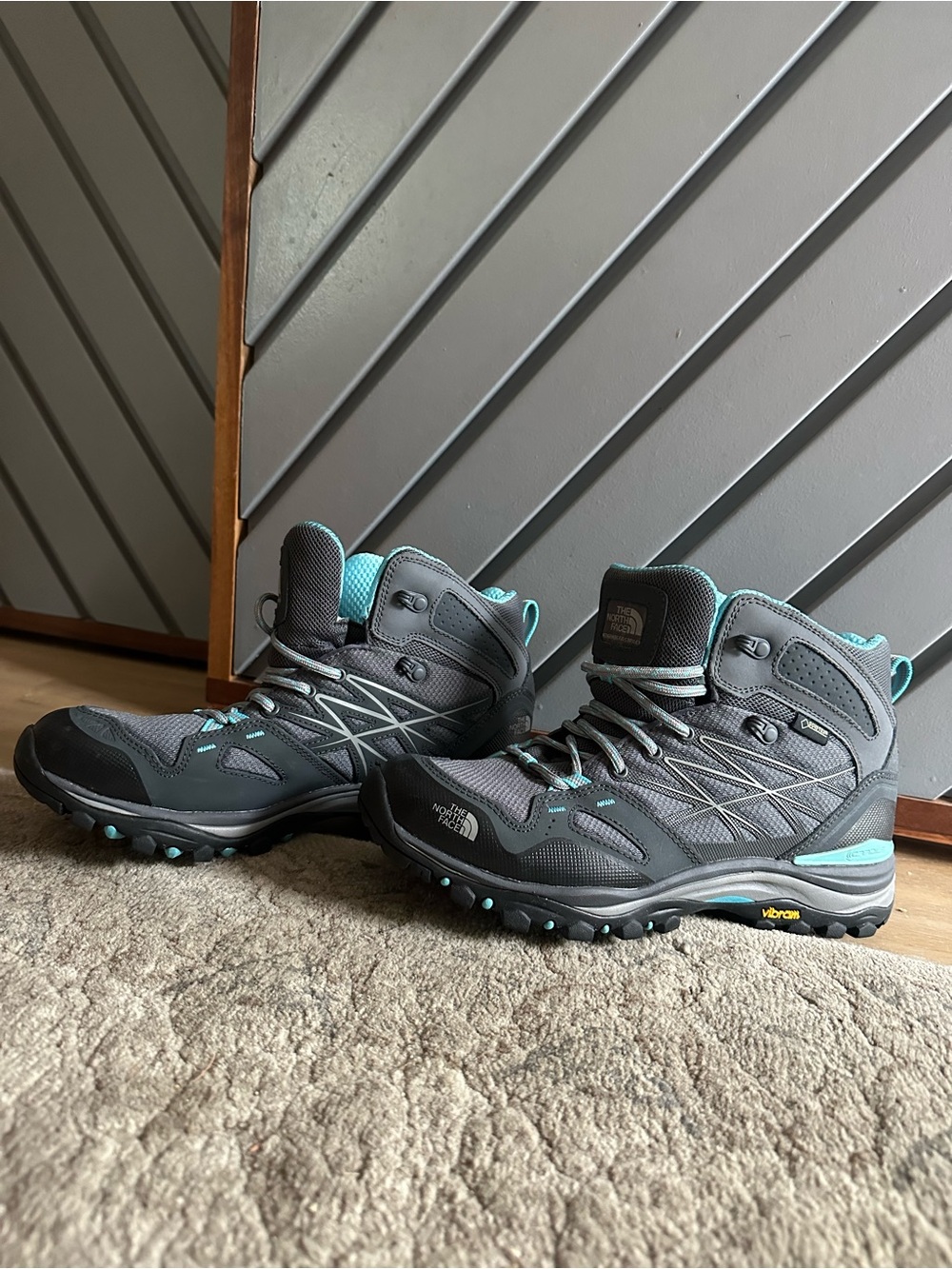 The North Face Women's Gray and Teal Hiking Combat Boots Never Worn